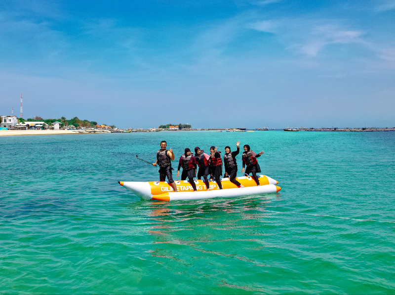 banana boat gili ketapang