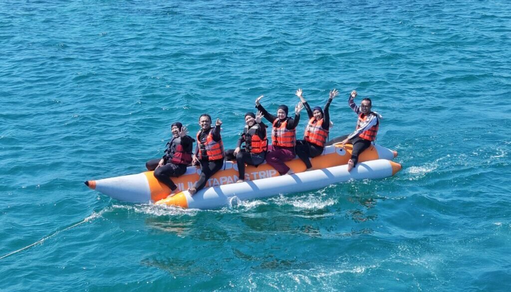 Banana Boat Gili Ketapang